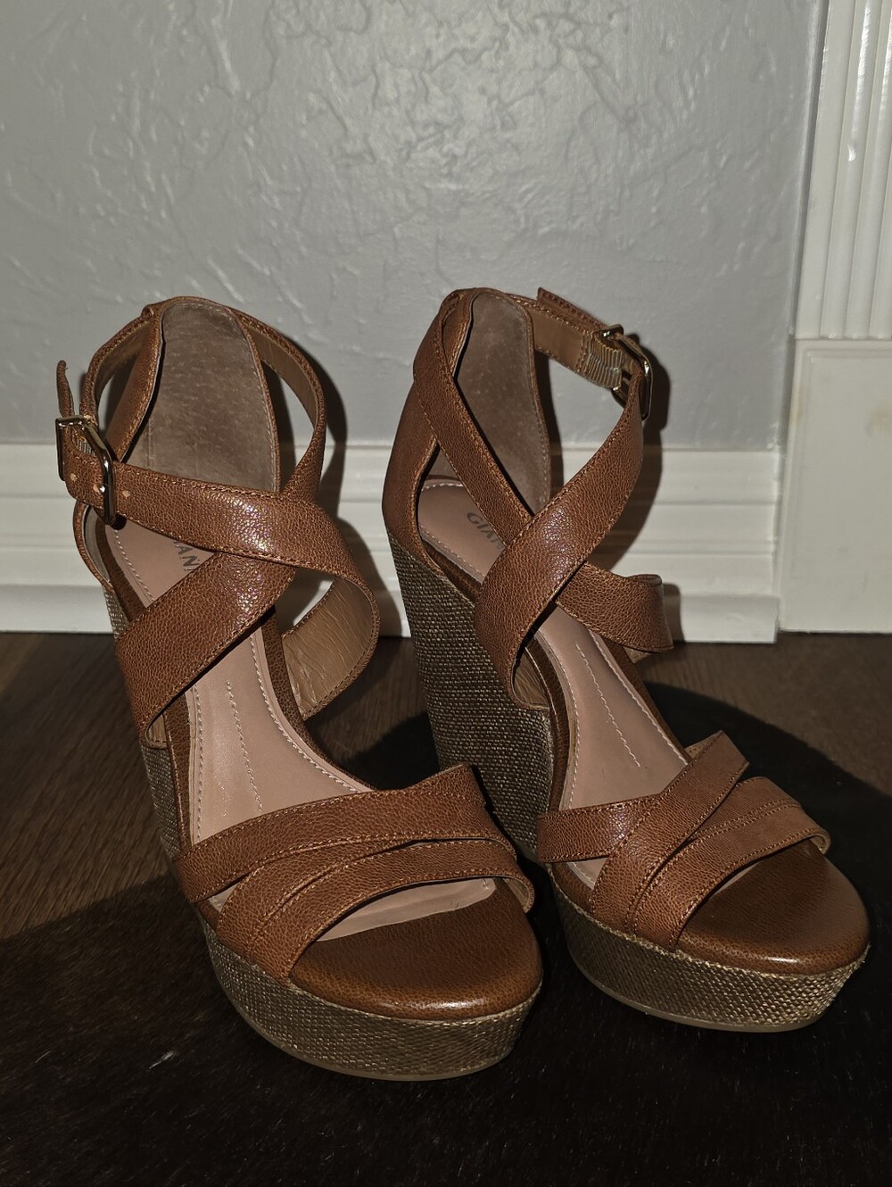 Giani Bini Brown Wedge Sandals, Women's 6M